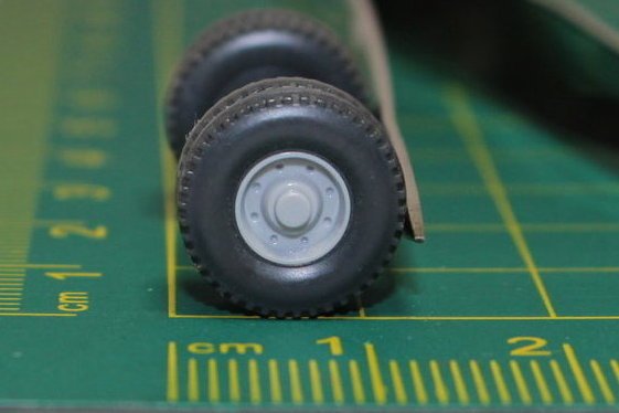 ew601, Wiking 12mm Zwillingsbereifung mit Achse, 8-Loch-Felge, zweiteilig / Ersatzteile Achsen Räder