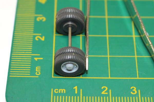 ew607, Wiking 11mm Zwillingsbereifung mit Achse, 6-Loch-Felge, zweiteilig / Ersatzteile Achsen Räder