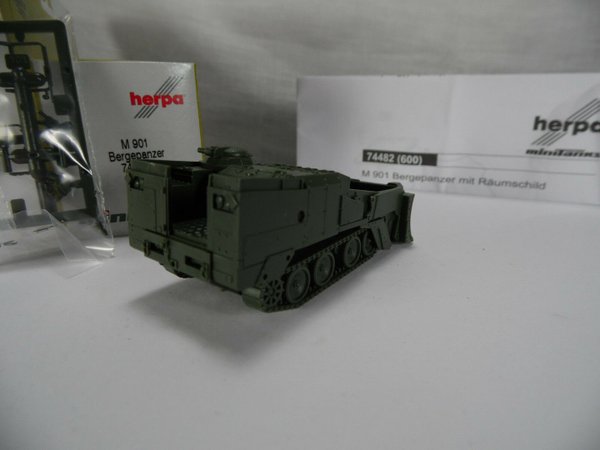 ht206, Roco / Herpa 744829 Bergepanzer M901 Berge armored recovery vehicle / Minitanks NEUWARE 1:87