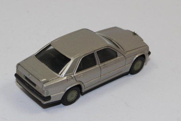hg1033, Alter Herpa MB Mercedes Benz 190E 2.3-16 in silber metallic 1:87 / H0