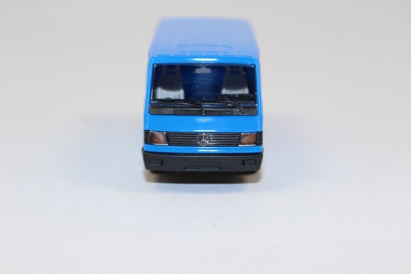 hg1183, Alter Herpa 041393 MB Mercedes Benz 100 Kasten blau  1:87 OVP / H0