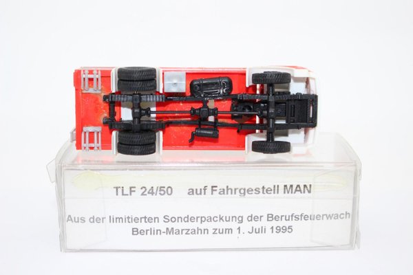 SCC286, TOP RAR Alter Preiser Tanklöschfahrzeug TLF 24/50 Berliner Feuerwehr Kleinserie TOP  OVP H0